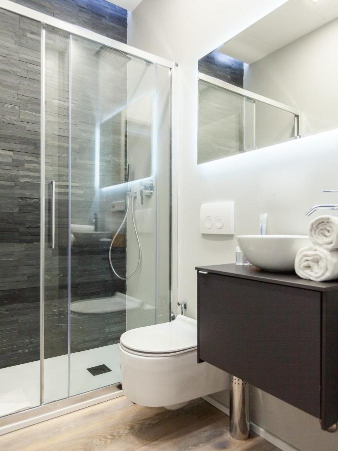 Easyhomes-City Centre Suites 米兰 外观 照片