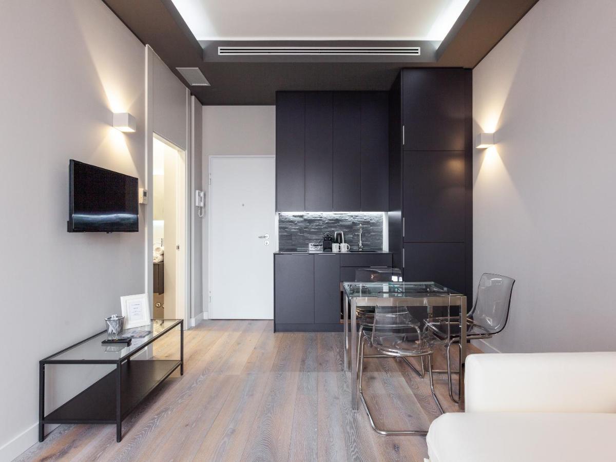 Easyhomes-City Centre Suites 米兰 外观 照片