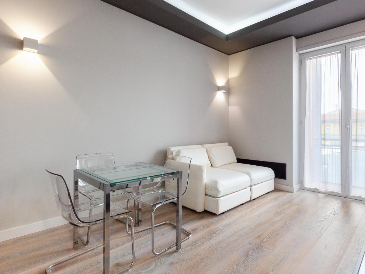 Easyhomes-City Centre Suites 米兰 外观 照片