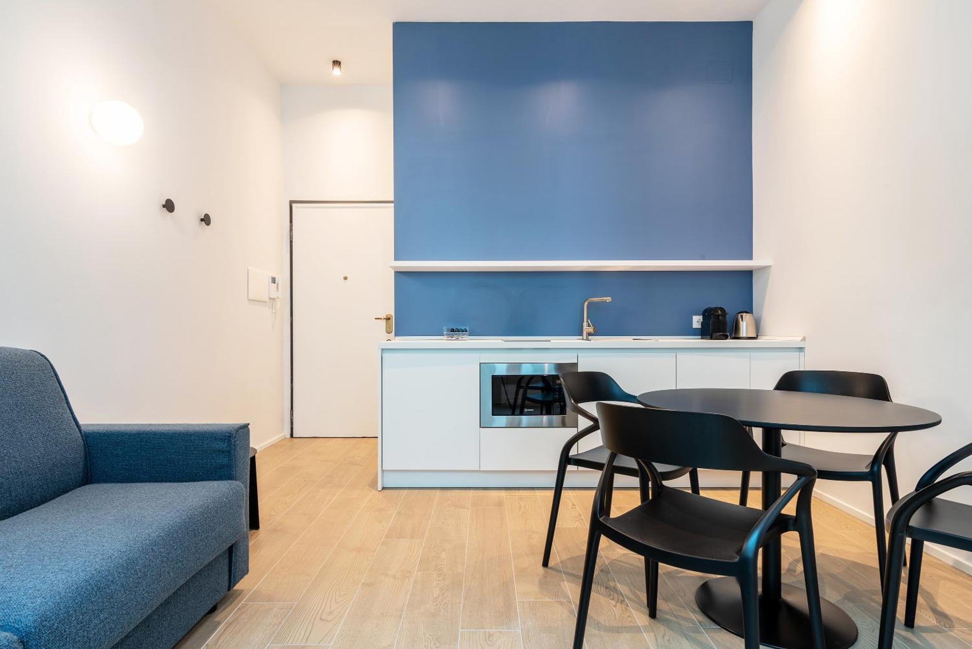 Easyhomes-City Centre Suites 米兰 外观 照片